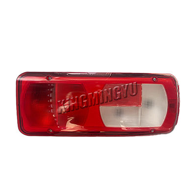 1875576 1875577 1875578 1875579 Lampu Belakang Untuk DAF CF XF CF95 CF105 Bagian Cadang Karoseri Truk